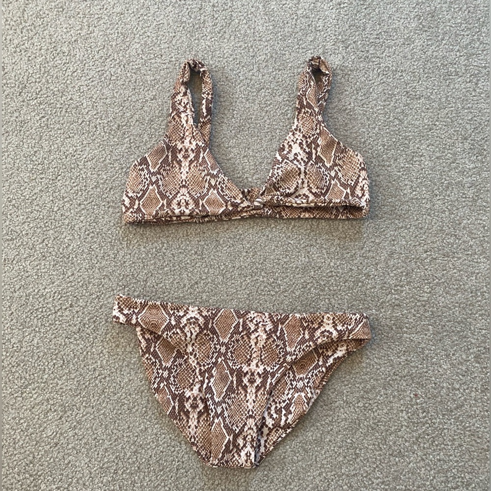 Skatie swim